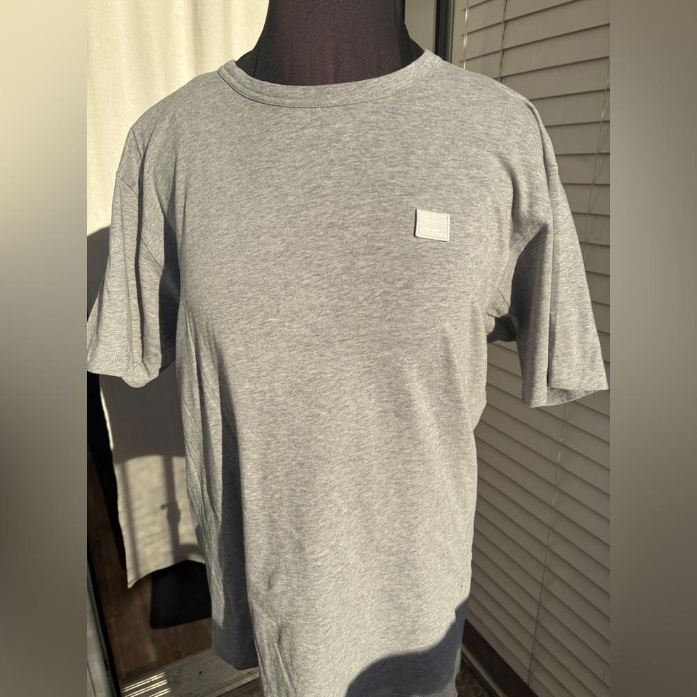 Acne Light Gray Crew Neck Short Sleeve Tee Shirt Size L